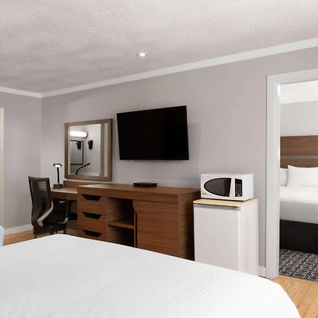 Baymont By Wyndham Edson Otel Dış mekan fotoğraf