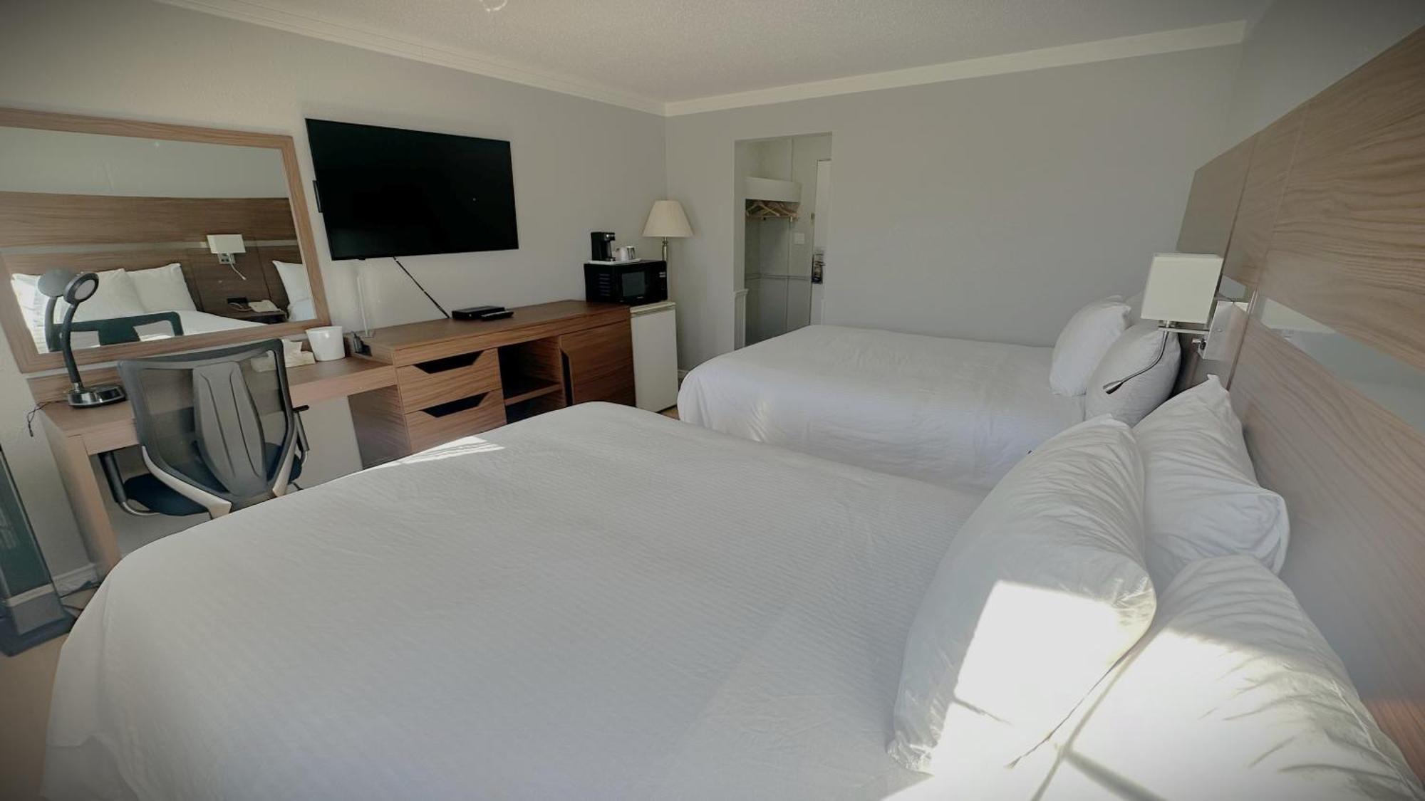 Baymont By Wyndham Edson Otel Dış mekan fotoğraf