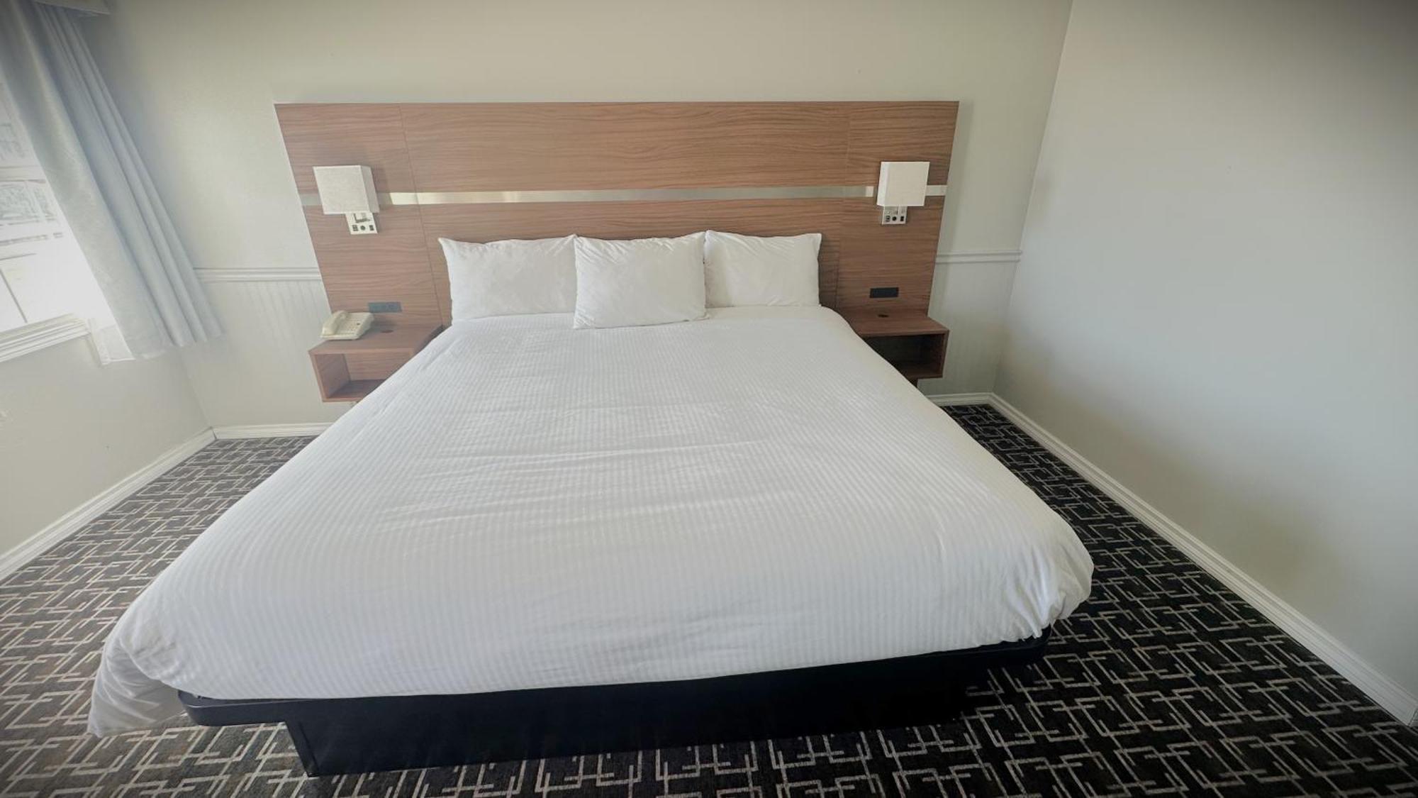 Baymont By Wyndham Edson Otel Dış mekan fotoğraf