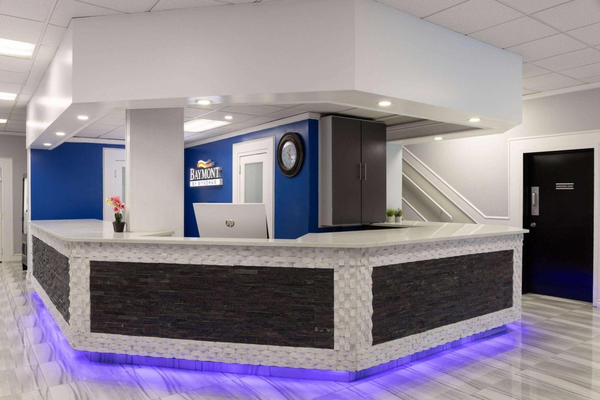 Baymont By Wyndham Edson Otel Dış mekan fotoğraf